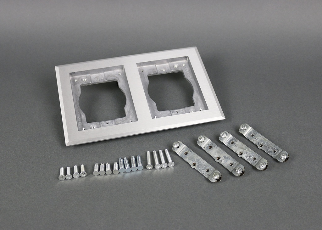 MARCO CAJA PISO 880 OMNIBOX 2 GANG ALUMINIO WIREMOLD 828TCAL