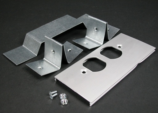 [W063346DO] CUBIERTA TOMA DOBLE CANALETA AL3300 C/ SEPARACION WIREMOLD AL3346DO